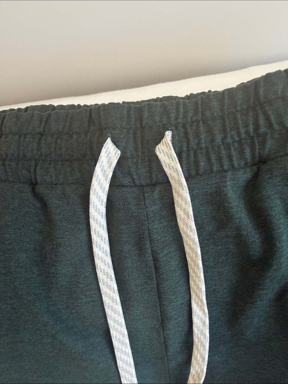 Vuori Halo Wide-Leg Knit Drawstring Pants - Dark Green Heather - Picture 3 of 5